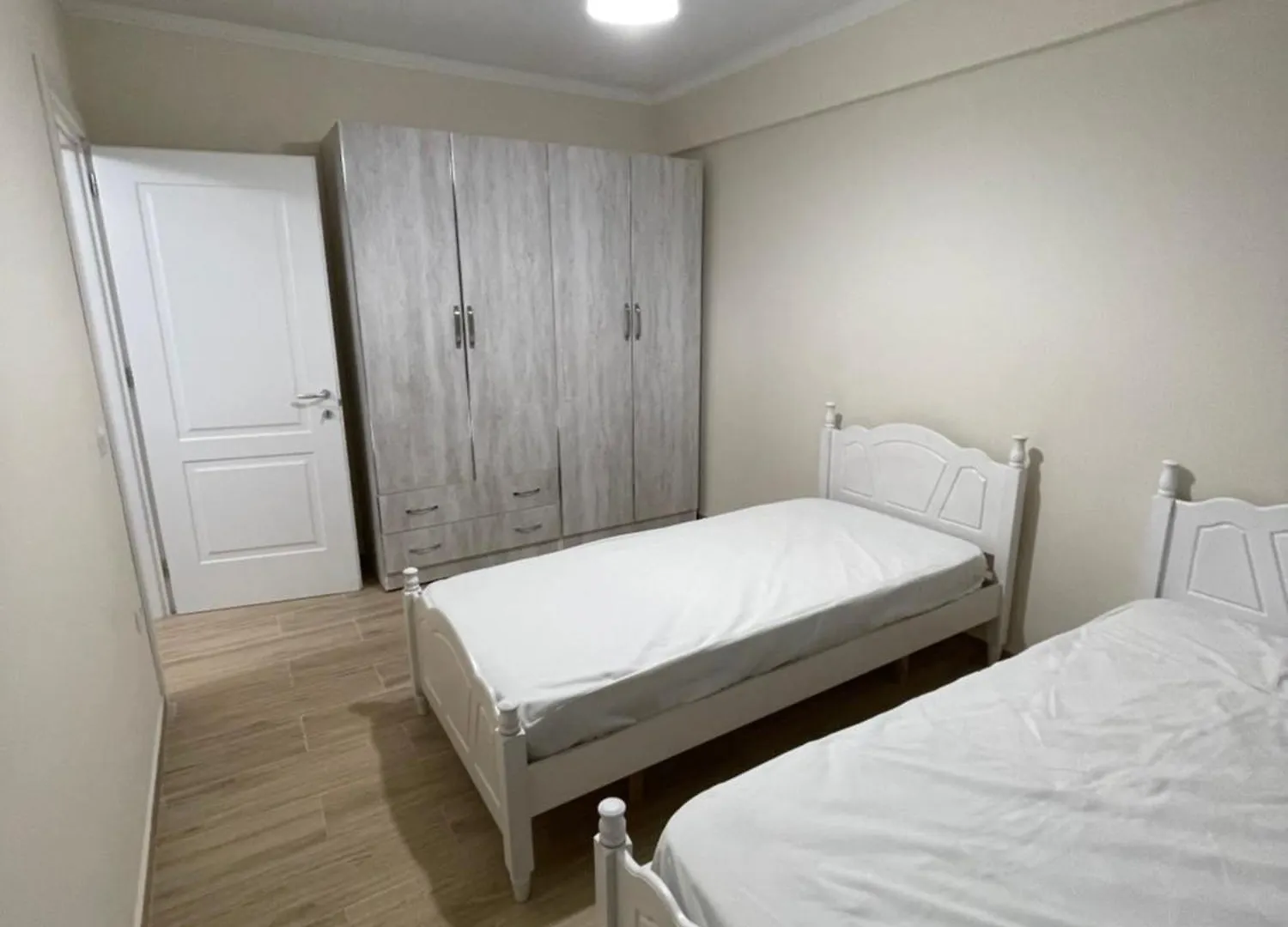 Apartment Highway Rentroom Durres